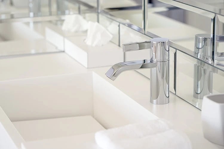 BiOHY Sanitärreiniger (1l Flasche) | Kalkzersetzendes Konzentrat Für Den Sanitärbereich | Badreiniger Mit Angenehme & Frischen Duft | EXTRA STARK 7 BiOHY Sanitärreiniger (1l Flasche) | Kalkzersetzendes Konzentrat Für Den Sanitärbereich | Badreiniger Mit Angenehme & Frischen Duft | EXTRA STARK – Bild 7