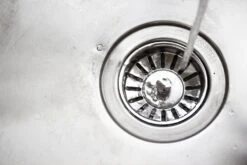 BiOHY Rohrreiniger (9x1l Flasche) | EXTRA STARK | Flüssiger, Hochkonzentrierter Abflussreiniger | Geruchsneutral | Für Alle Verstopfungen -Laden Für Reinigungsmittel d71641b6 e4d2 4c6d b244 681ef8b029ed